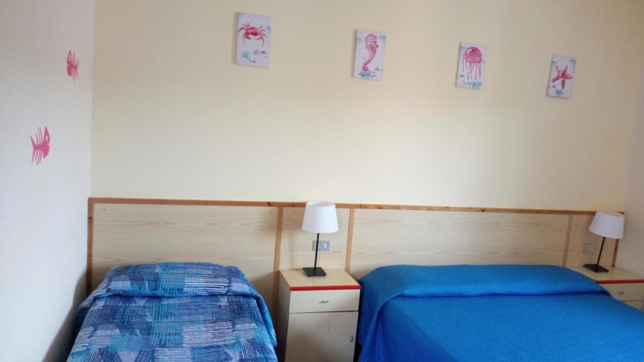 Hotel Lupo Di Mare Marina di Castagneto Carducci Eksteriør billede